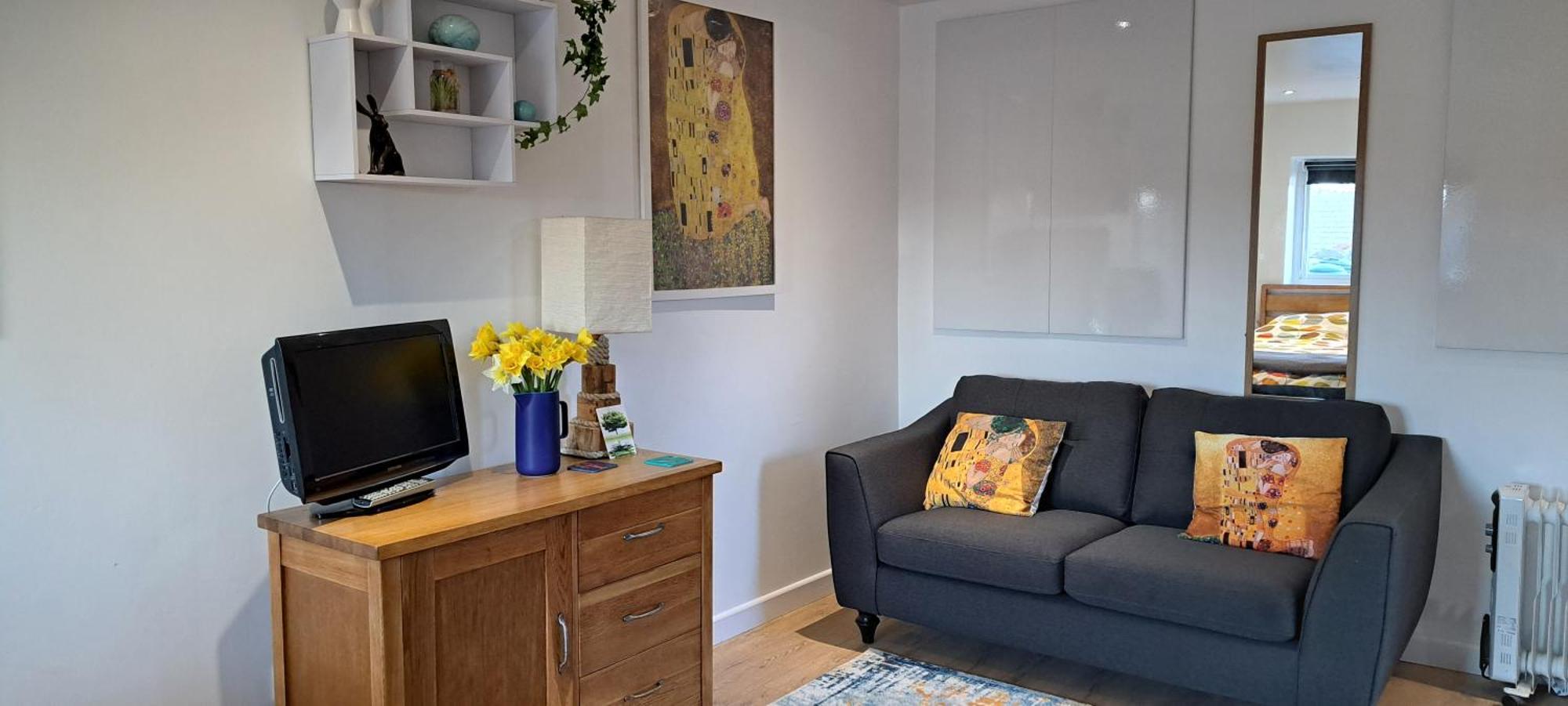 Modern Studio Apartment With Outstanding Views, Sleeps 2 뉴렌 외부 사진