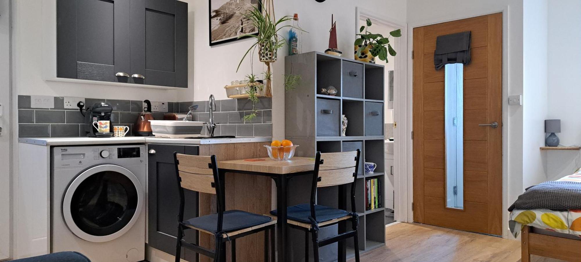 Modern Studio Apartment With Outstanding Views, Sleeps 2 뉴렌 외부 사진